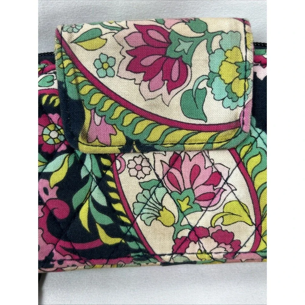 Vera Bradley Zip Around Wristlet Petal Paisley Wallet Card Case Blue Pink
